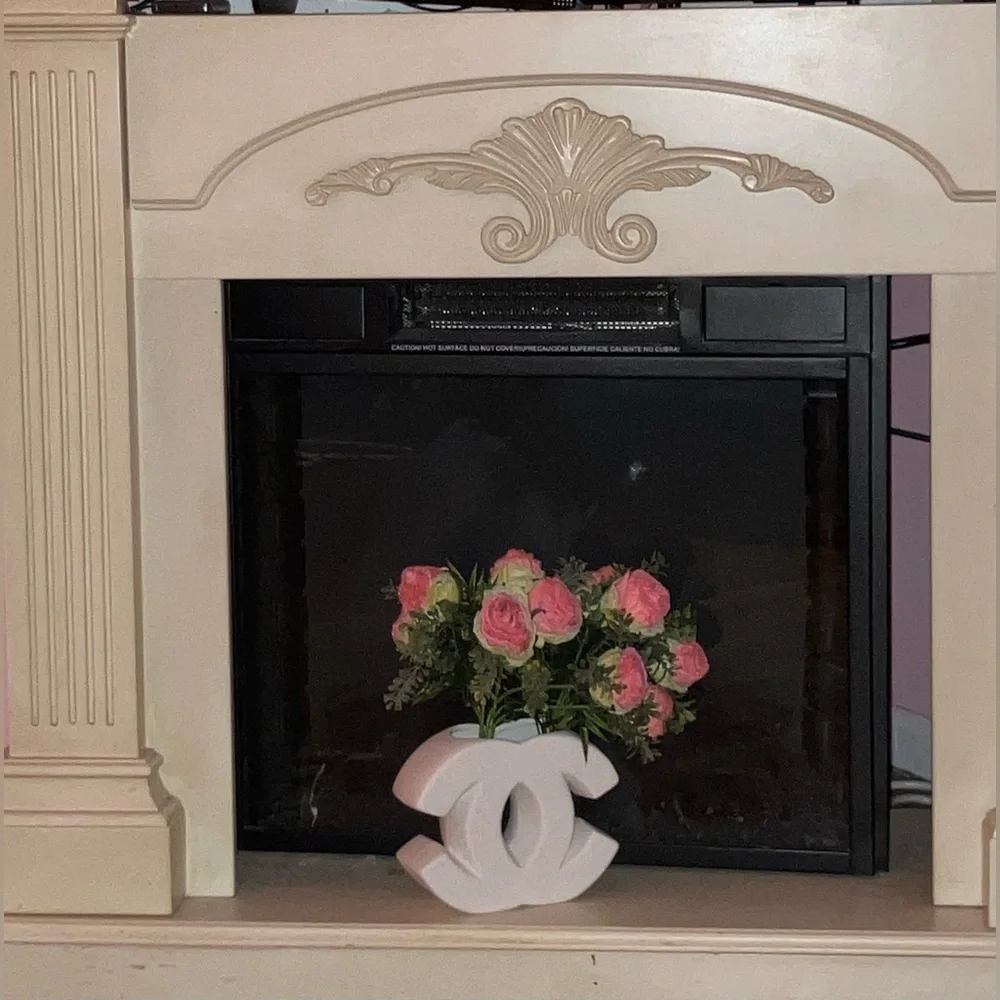 High Fashion Gorgeous Ceramic Vase